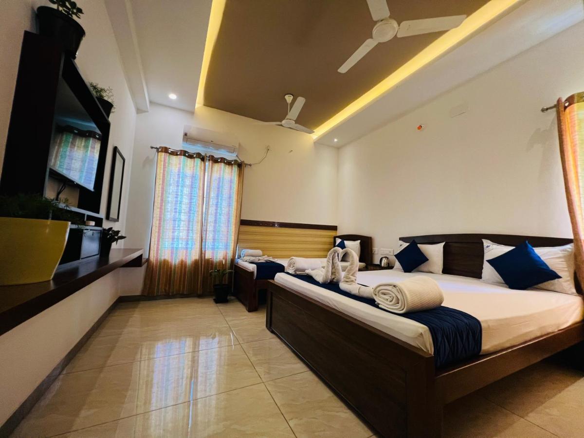 Отель Raja Residency Alandurai Экстерьер фото