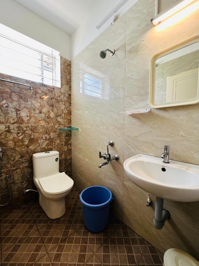 Отель Raja Residency Alandurai Экстерьер фото