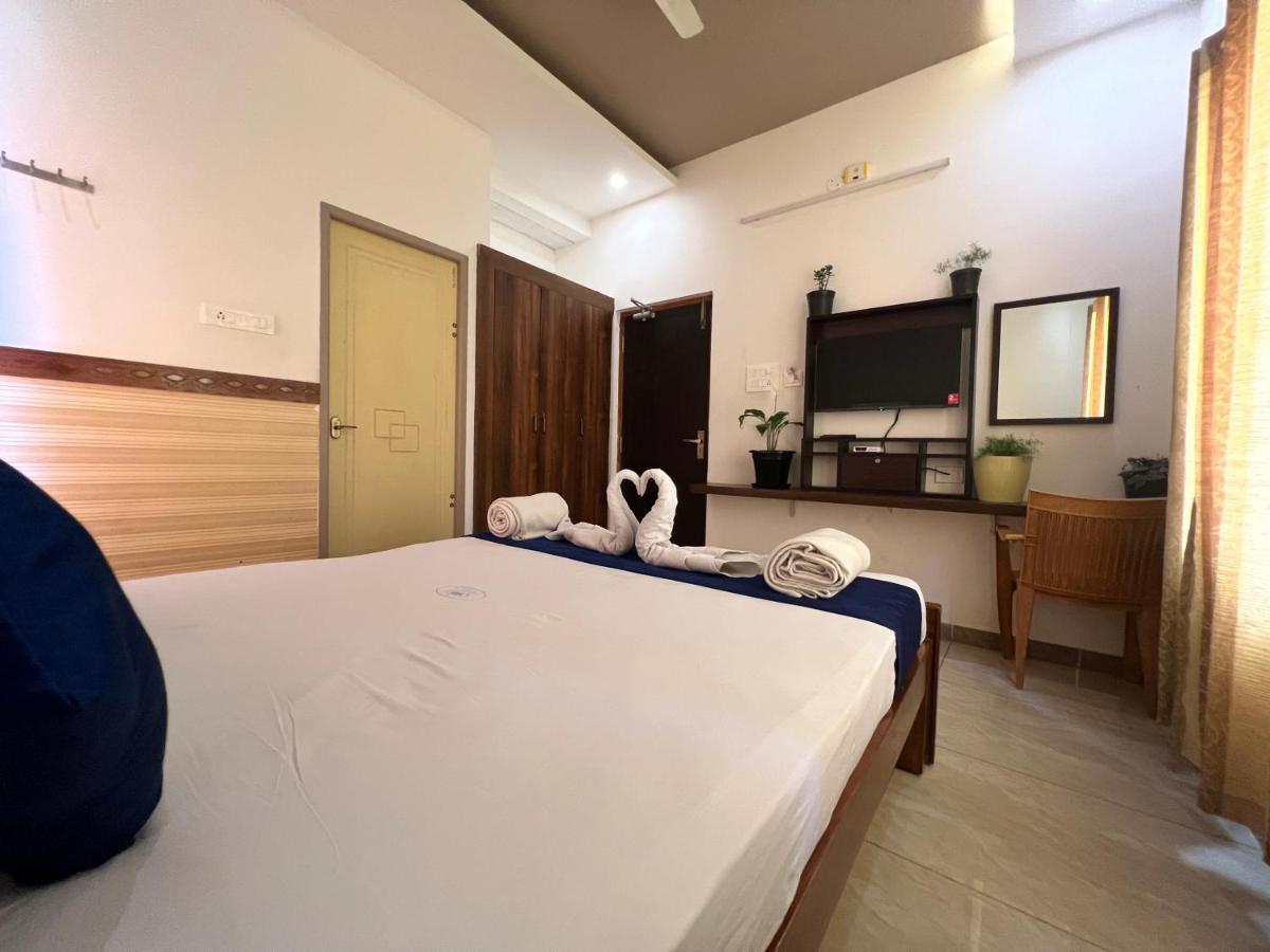 Отель Raja Residency Alandurai Экстерьер фото