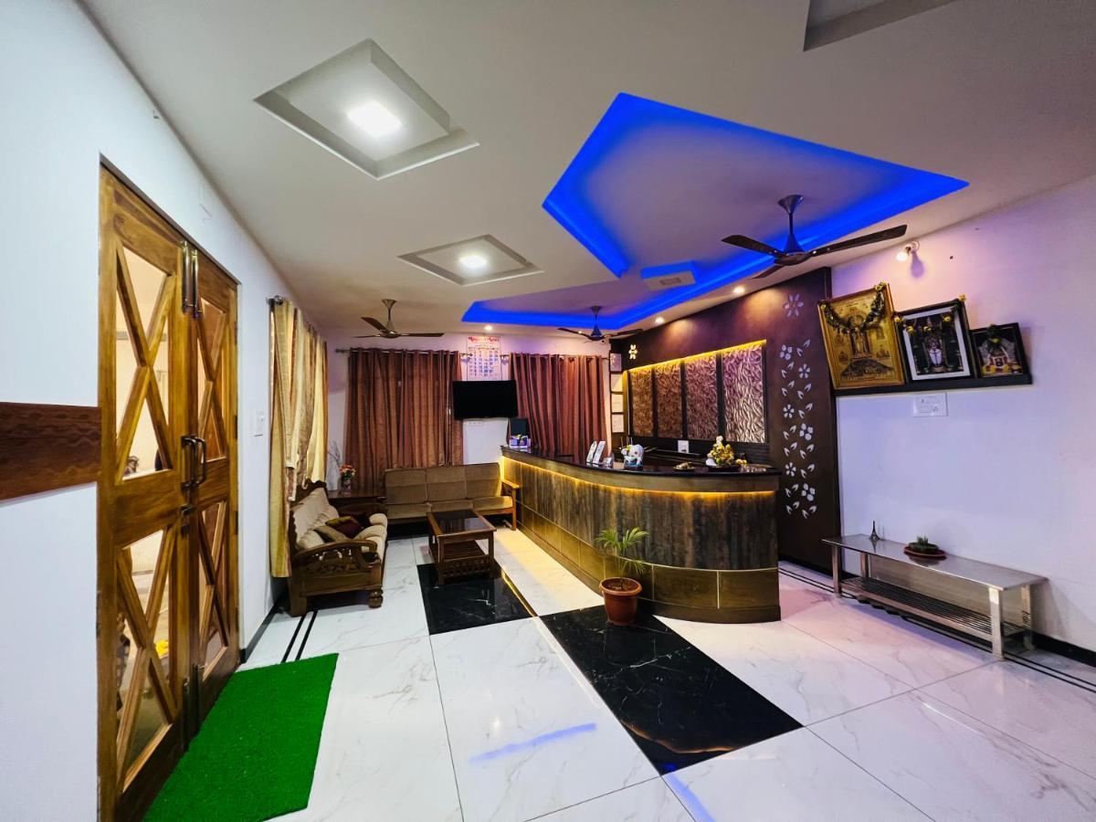 Отель Raja Residency Alandurai Экстерьер фото