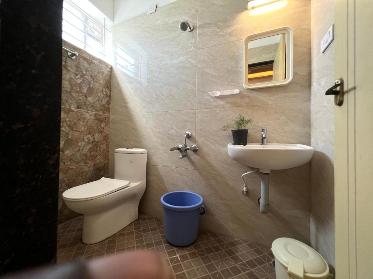 Отель Raja Residency Alandurai Экстерьер фото
